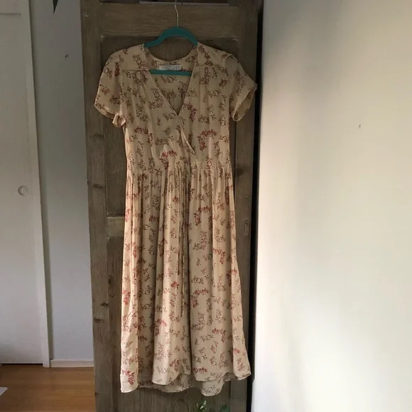 Christy Dawn Cream Floral Dress S XS - Picture 2 of 3